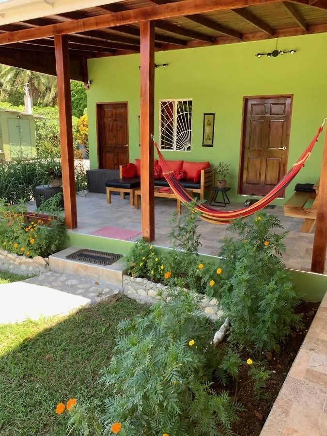 Green Queendom Farm And Lodging Oracabessa 0*,  Jamajka